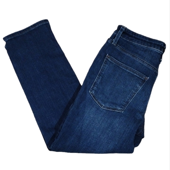 Universal Thread Slim Straight Leg Jeans - Picture 3 of 6